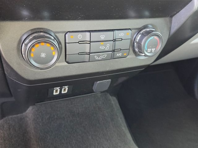 Used 2020  Ford XLT image 21