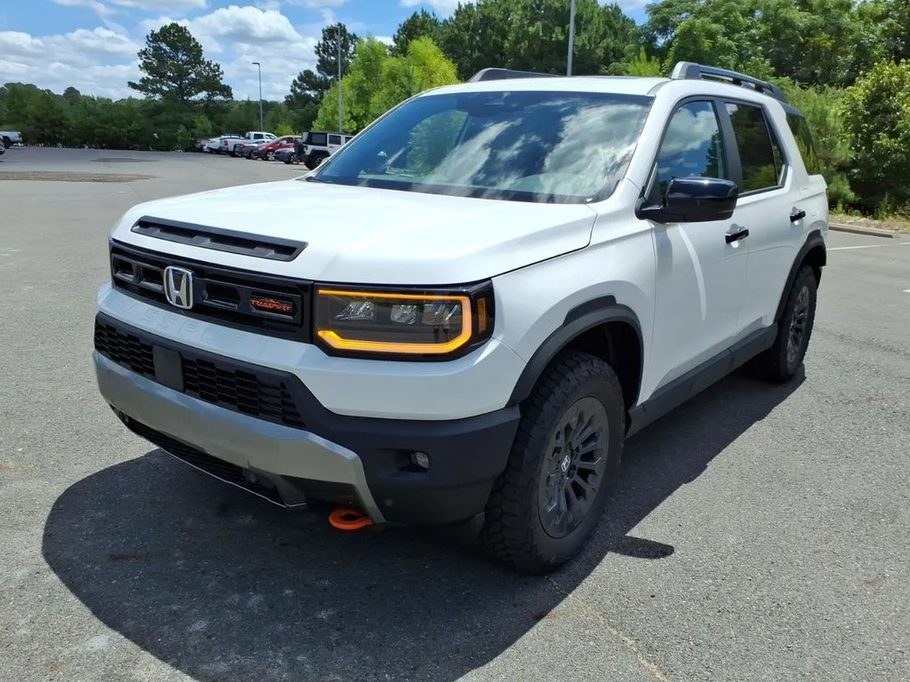 New 2026 Platinum White Pearl Honda TrailSport image 6
