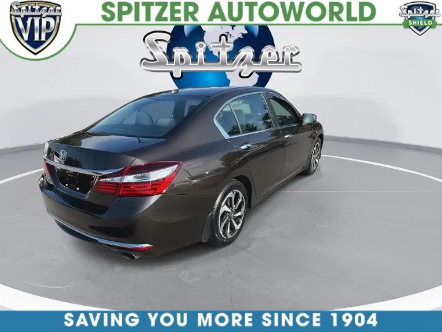 Used 2016  Honda EX image 14
