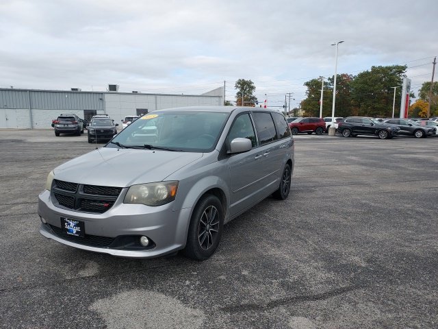 Used 2015 Silver Dodge SXT image 9