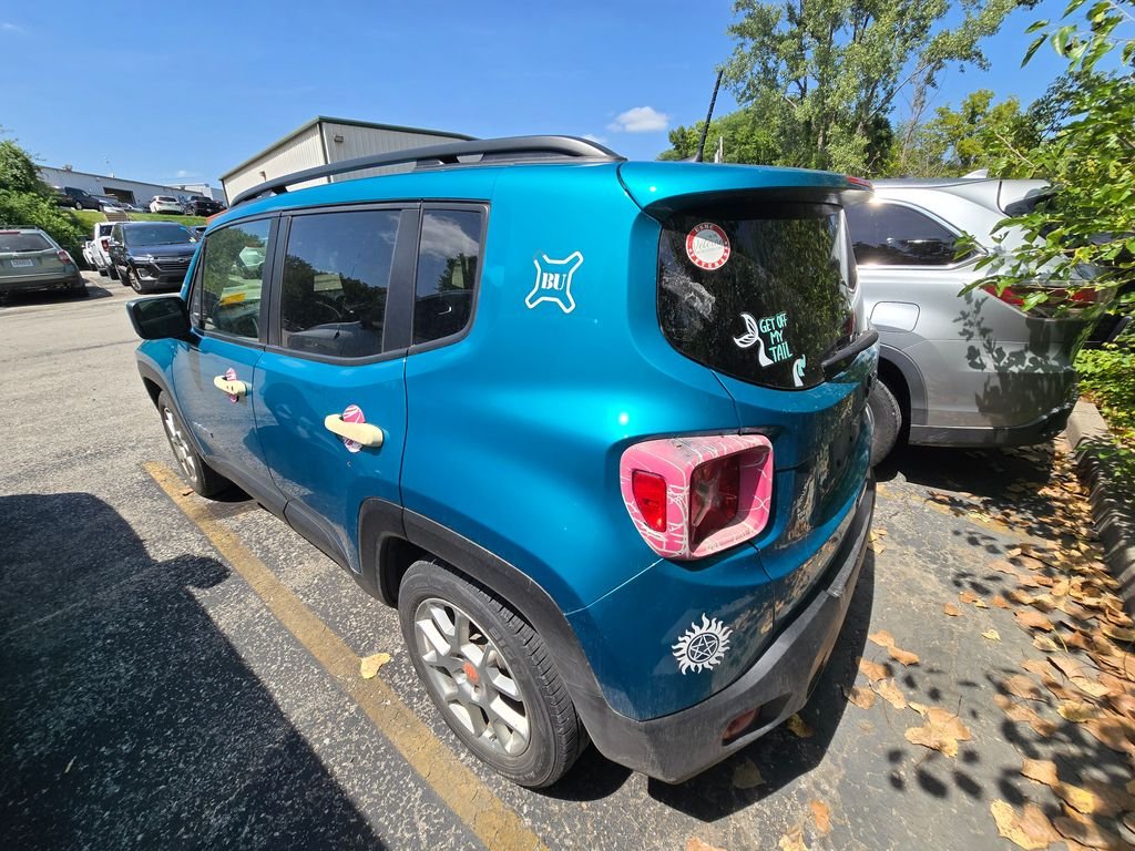 Used 2021 Teal Jeep Latitude image 4