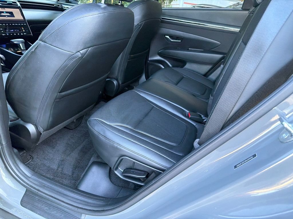 Used 2024 Gray Hyundai SEL image 21