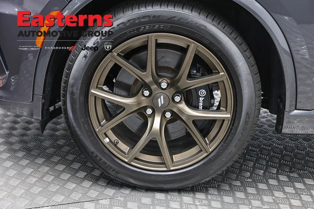 Used 2025 Gray Dodge R/T 20th Anniversary Premium image 33