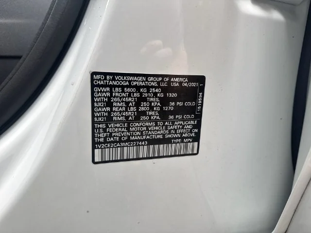Used 2021 White Volkswagen 3.6L V6 SEL R-Line image 38