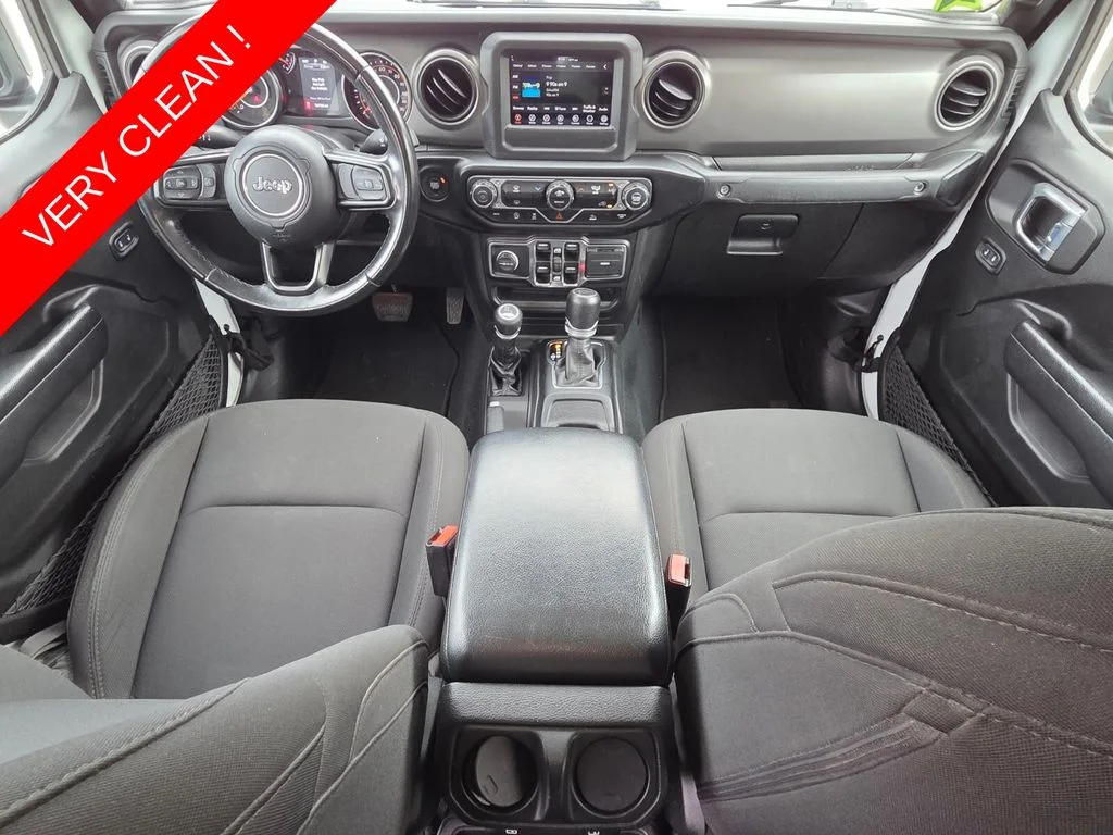 Used 2022 White Jeep Sport image 4