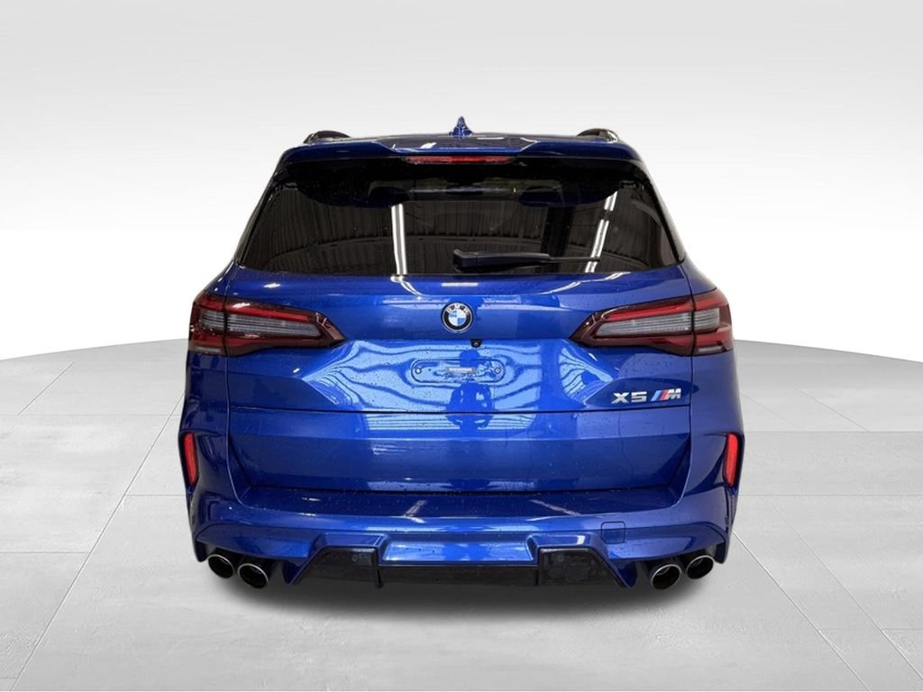 Used 2021 Blue BMW  image 4