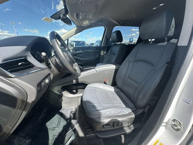Used 2020 (Includes Satin Nickel lower exterior accent color.) Buick Essence image 21