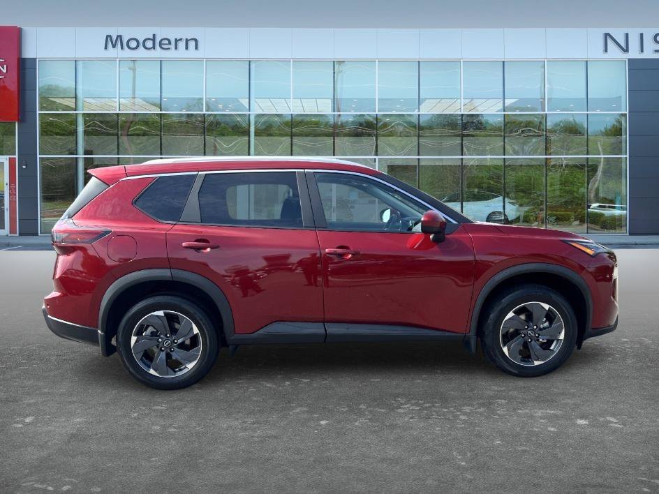 Used 2026 Scarlet Ember Tintcoat Nissan SV image 4