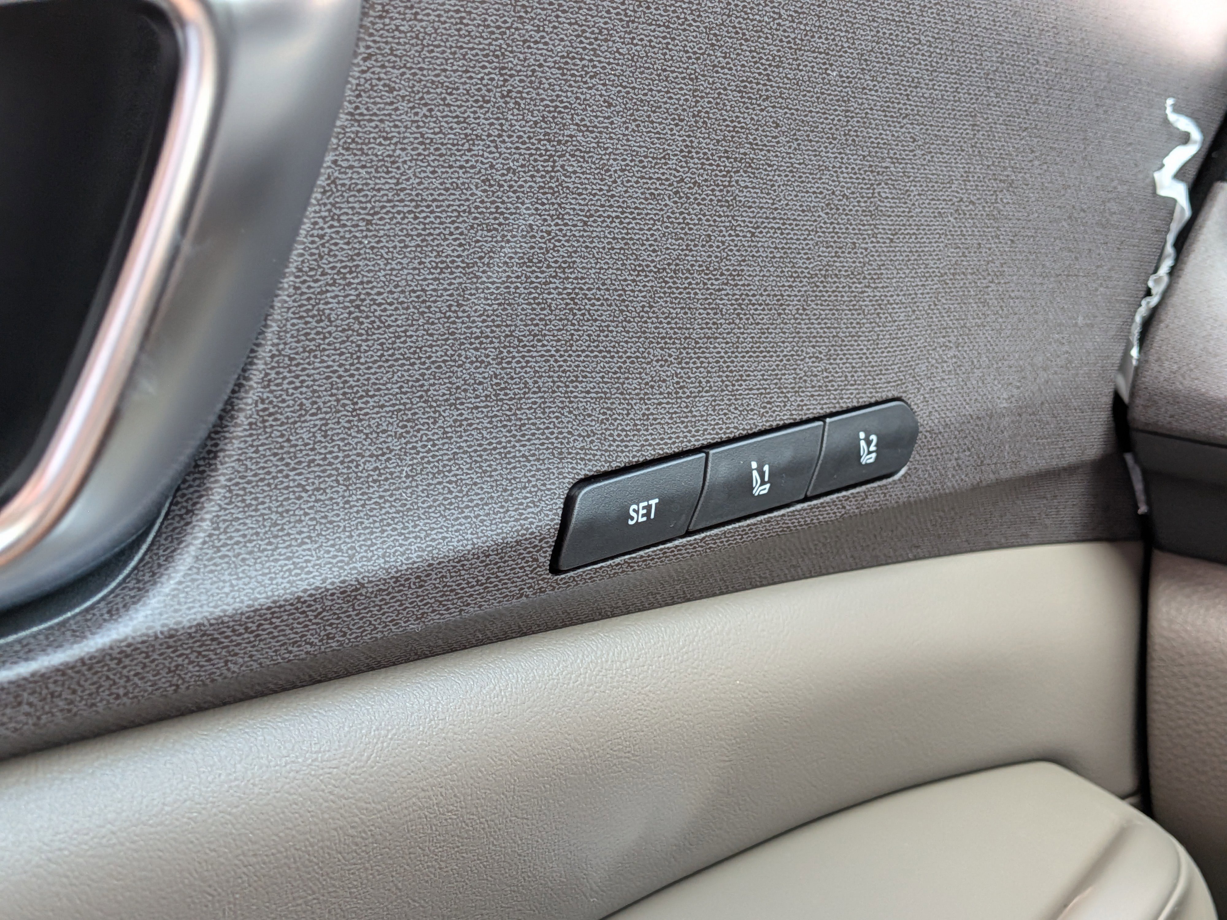 New 2026 Ivory Silver Kia EX image 28