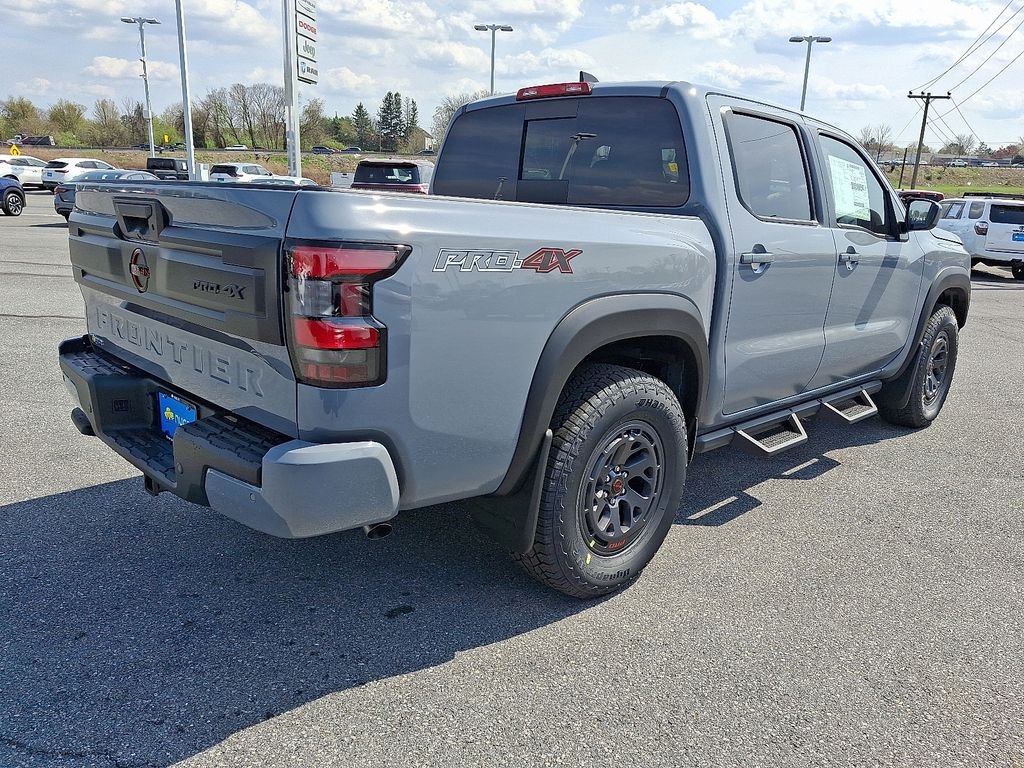 2026 Nissan Frontier — photo 4