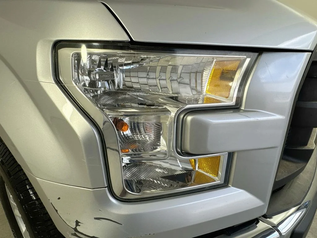 Used 2016 Silver Ford XL image 32