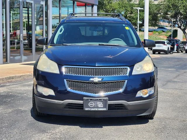 Used 2010 Chevrolet Traverse LS with VIN 1GNLREED2AS154802 for sale in Austin, TX