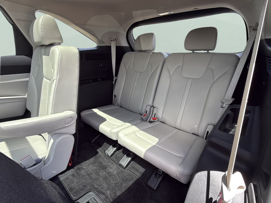 Used 2023 Wolf Gray Kia X-Line EX image 23