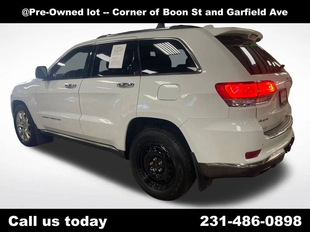 Used 2014 White/off-white Jeep Summit image 3