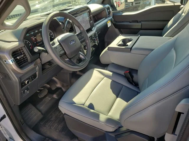 New 2026 Oxford White Ford XL image 16