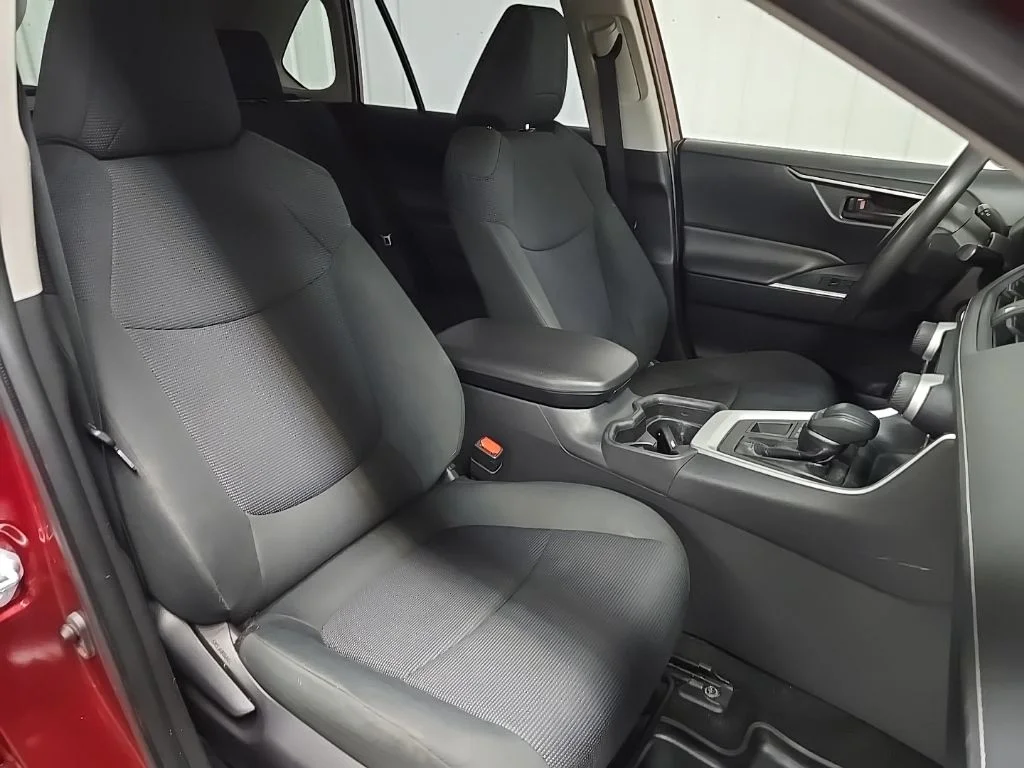 Used 2019 Red Toyota LE image 17