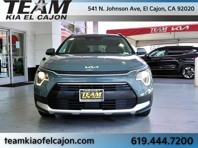 Certified Used 2023 Green Kia EX image 4