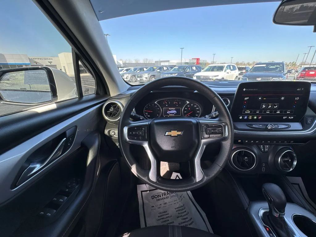 Used 2023 White Chevrolet LT image 14