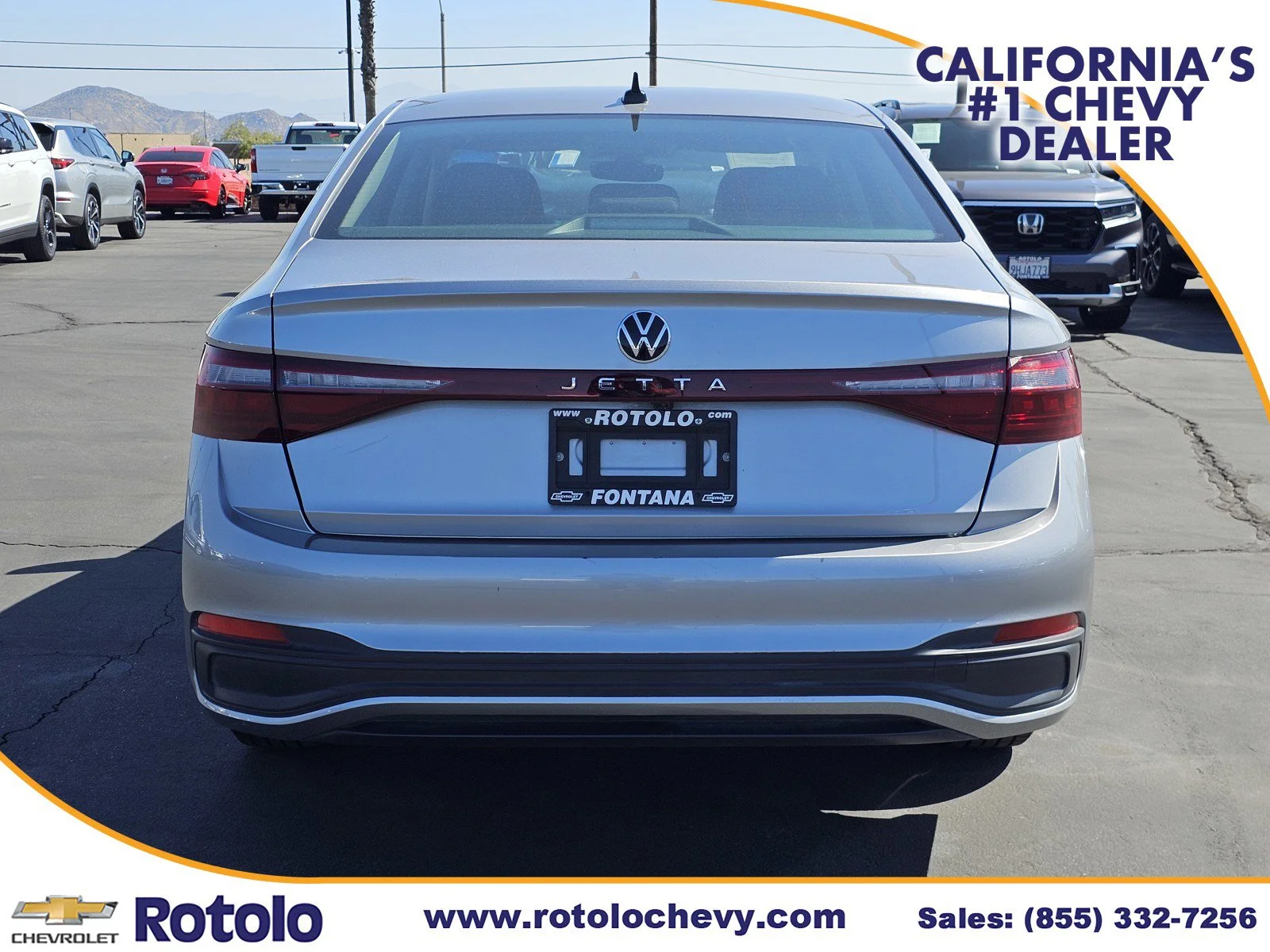 Used 2025  Volkswagen S image 6