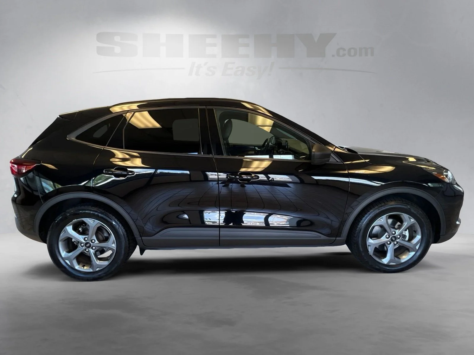 Certified Used 2025 Agate Black Metallic Ford ST-Line image 10