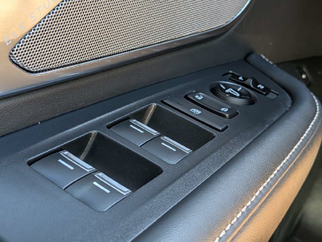 Used 2019 Black Acura Technology Package image 28