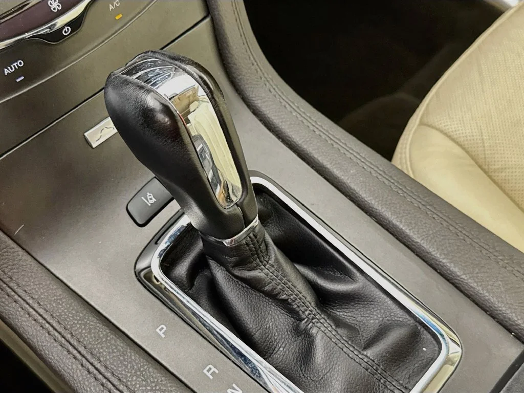 Used 2019 White Lincoln Standard image 20