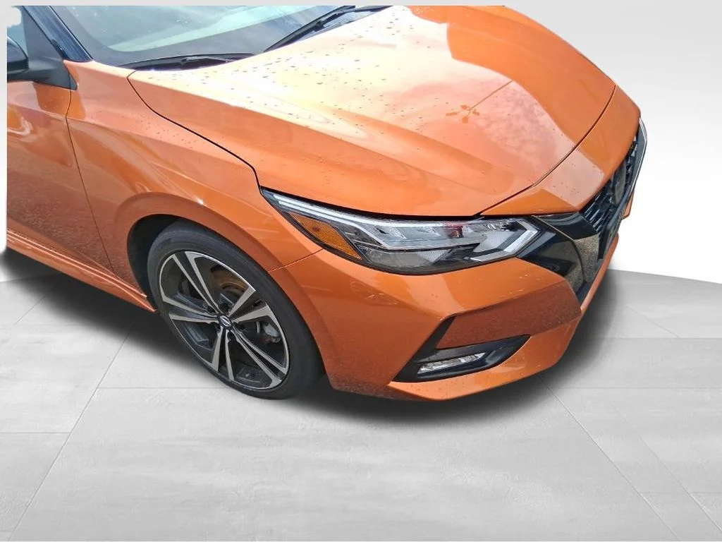 Used 2021 Orange Nissan SR image 11