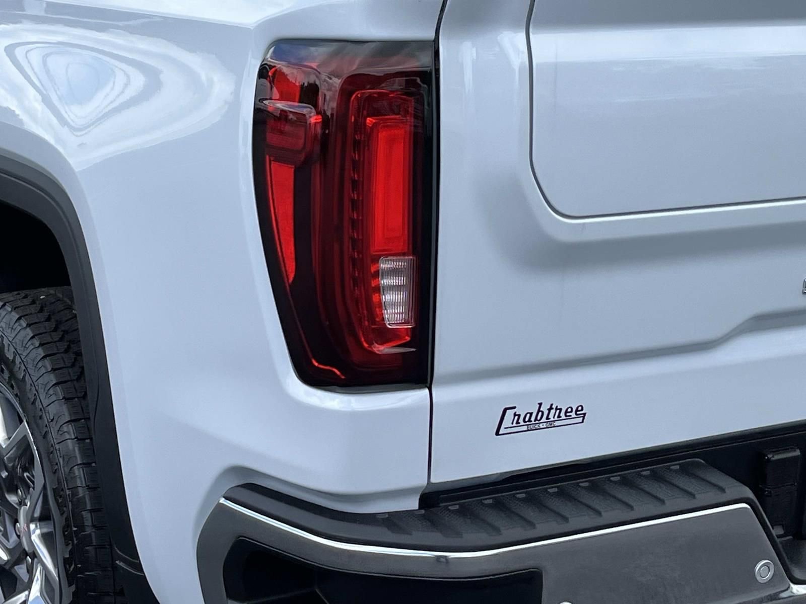 New 2026 Glacier White Tricoat GMC SLT image 6
