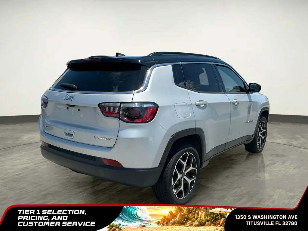 Used 2025 Silver Jeep Limited image 9
