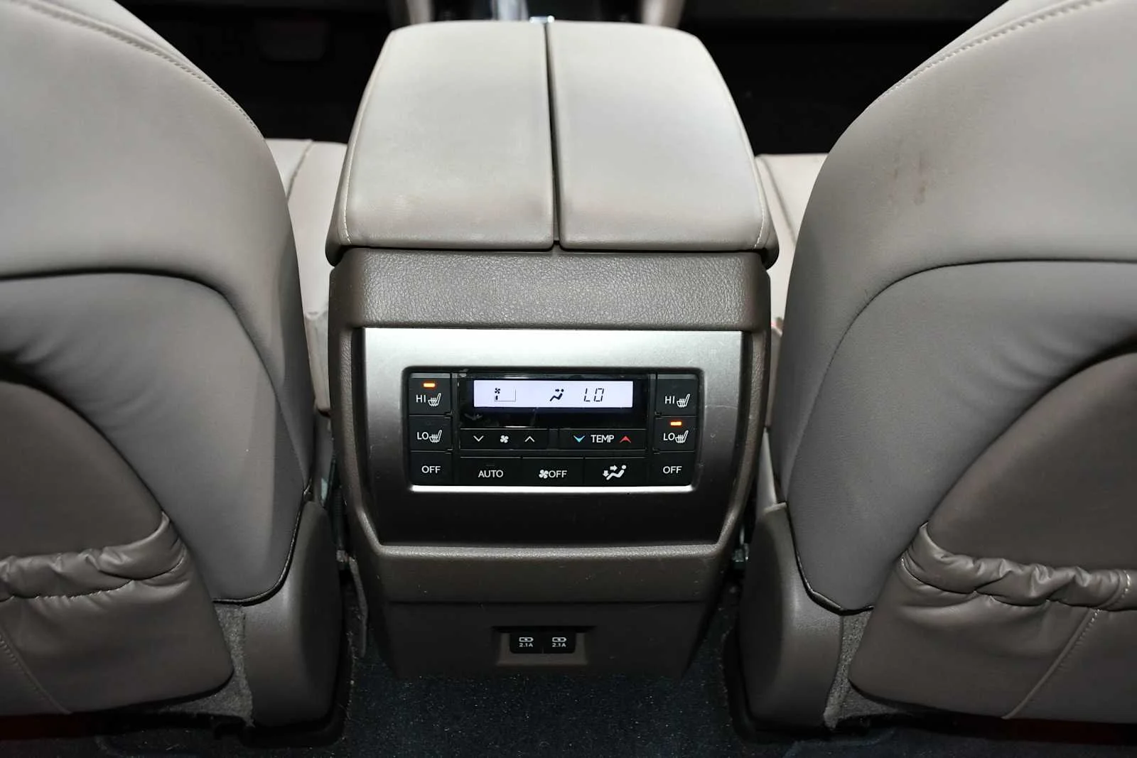 Used 2023 Eminent White Pearl Lexus Premium image 25