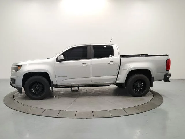 Used 2018 Silver Chevrolet LT image 4