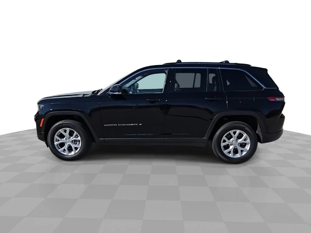 Certified Used 2023 Black Jeep Limited image 5