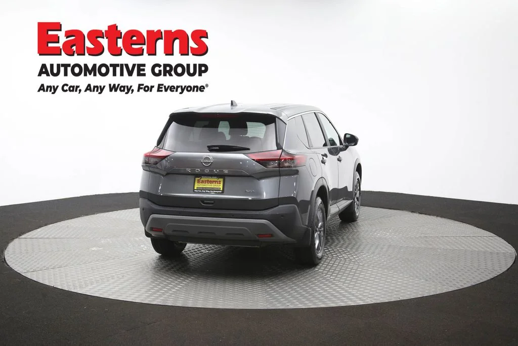 Used 2023 Gray Nissan S image 41