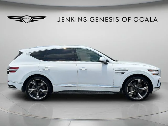Used 2025 White Genesis 3.5T Prestige image 2