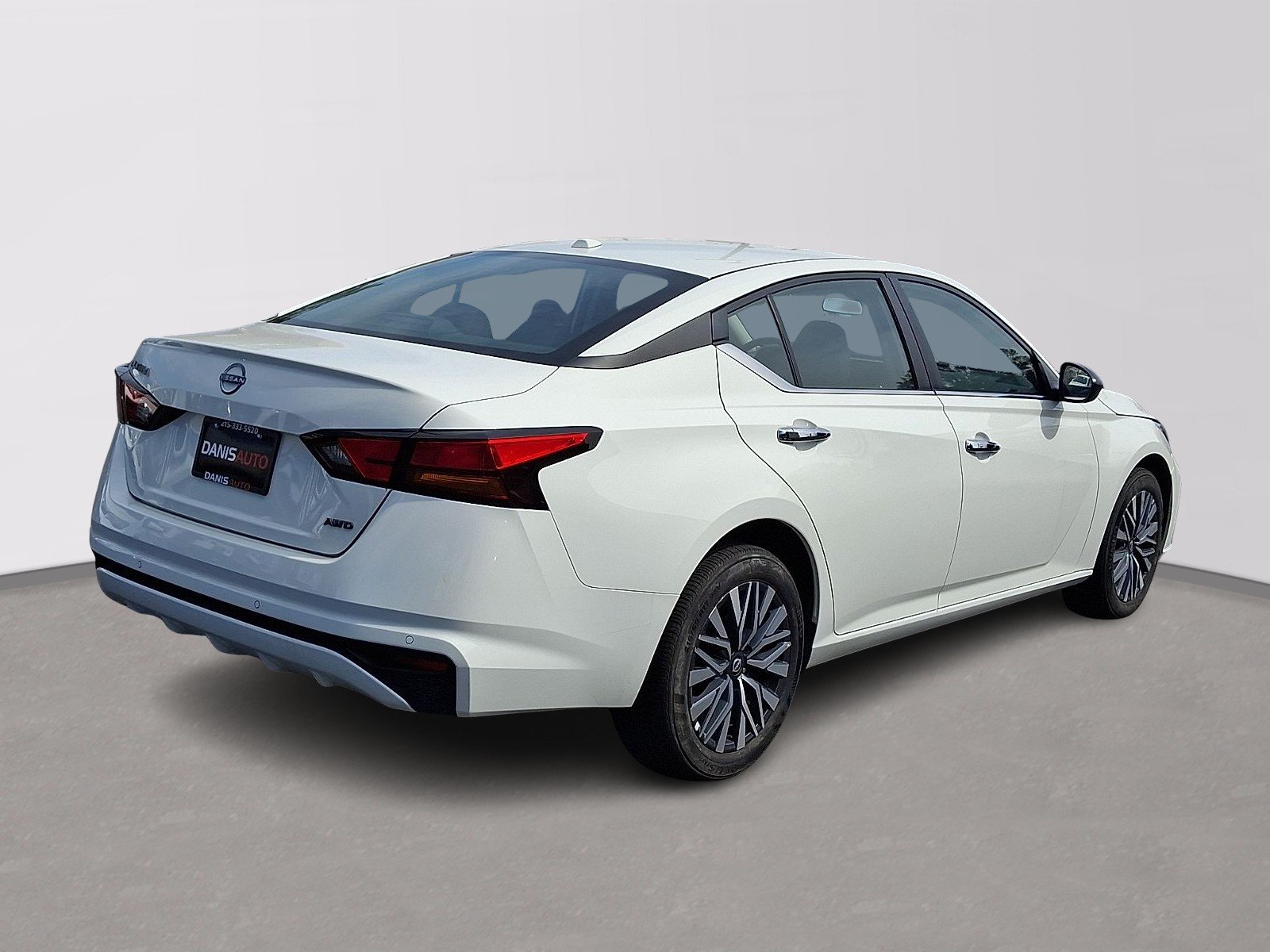 Used 2025 Pearl White Tricoat - QAB Nissan SV AWD image 6