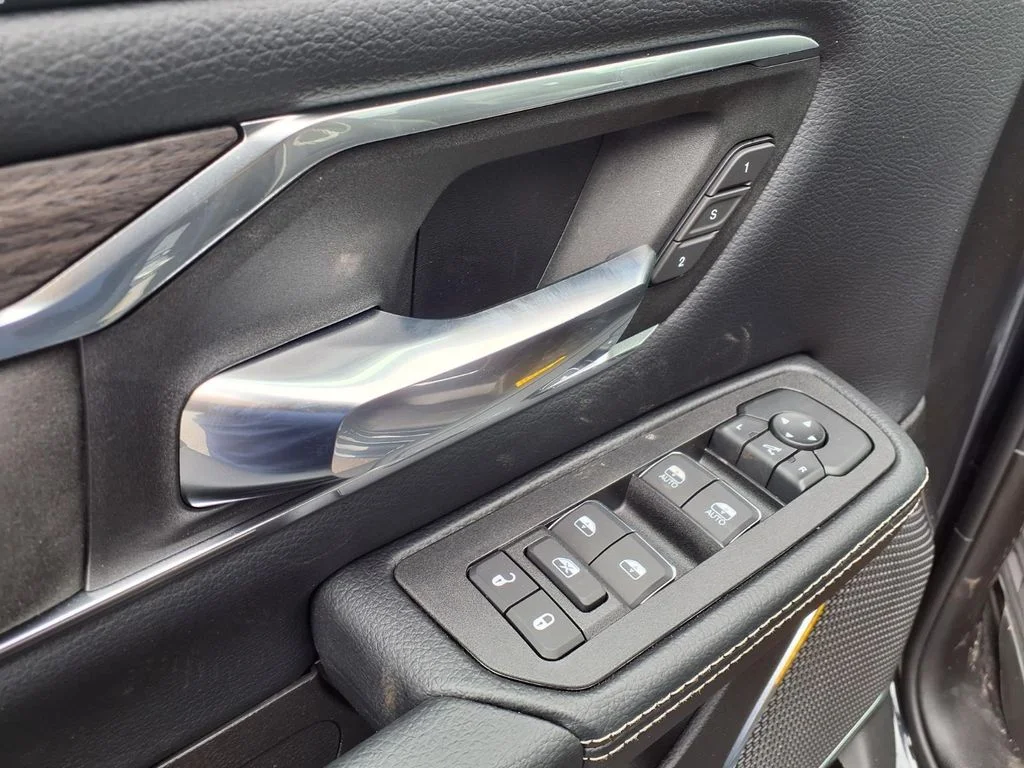 New 2026 Forged Blue Metallic Exterior Paint RAM Laramie image 17