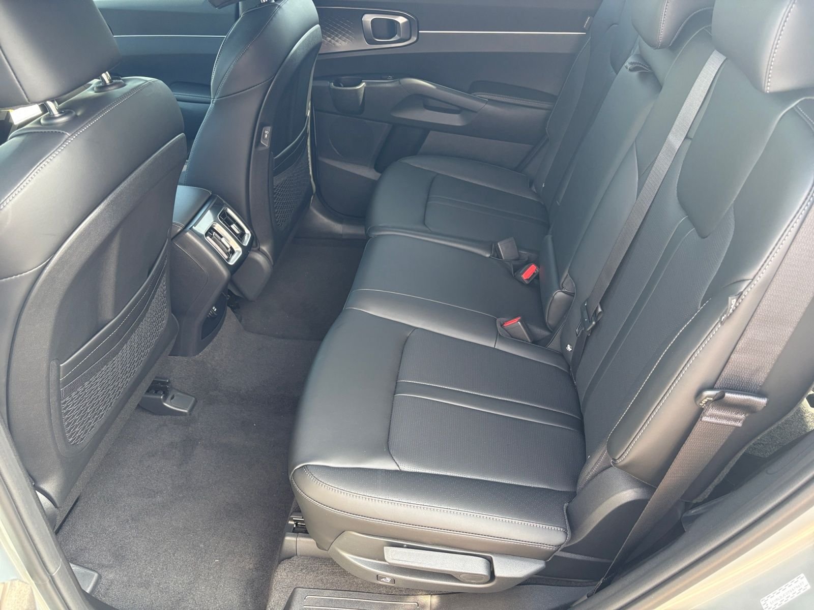 New 2026 Ivory Silver Kia S image 17