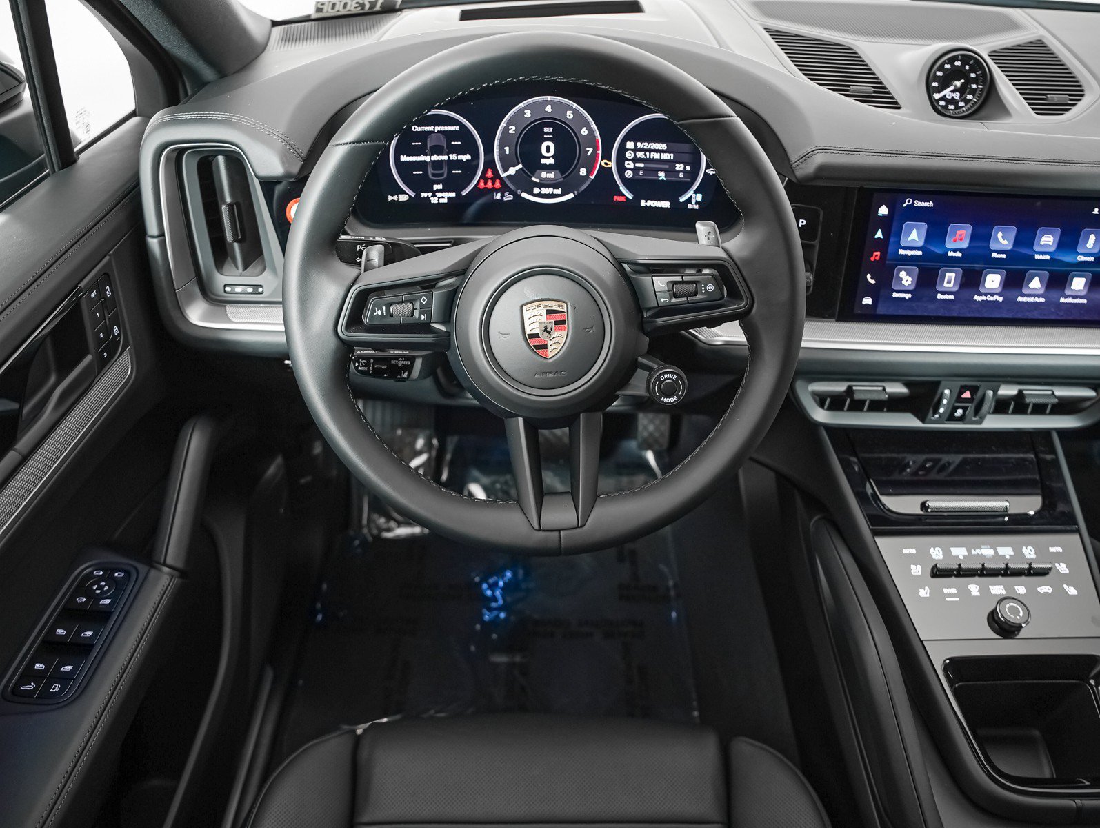 New 2026 CHROMITE BLACK Porsche E-Hybrid Coupe image 16