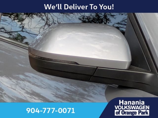 New 2026 Silver Volkswagen 2.0T SE w/Technology image 11