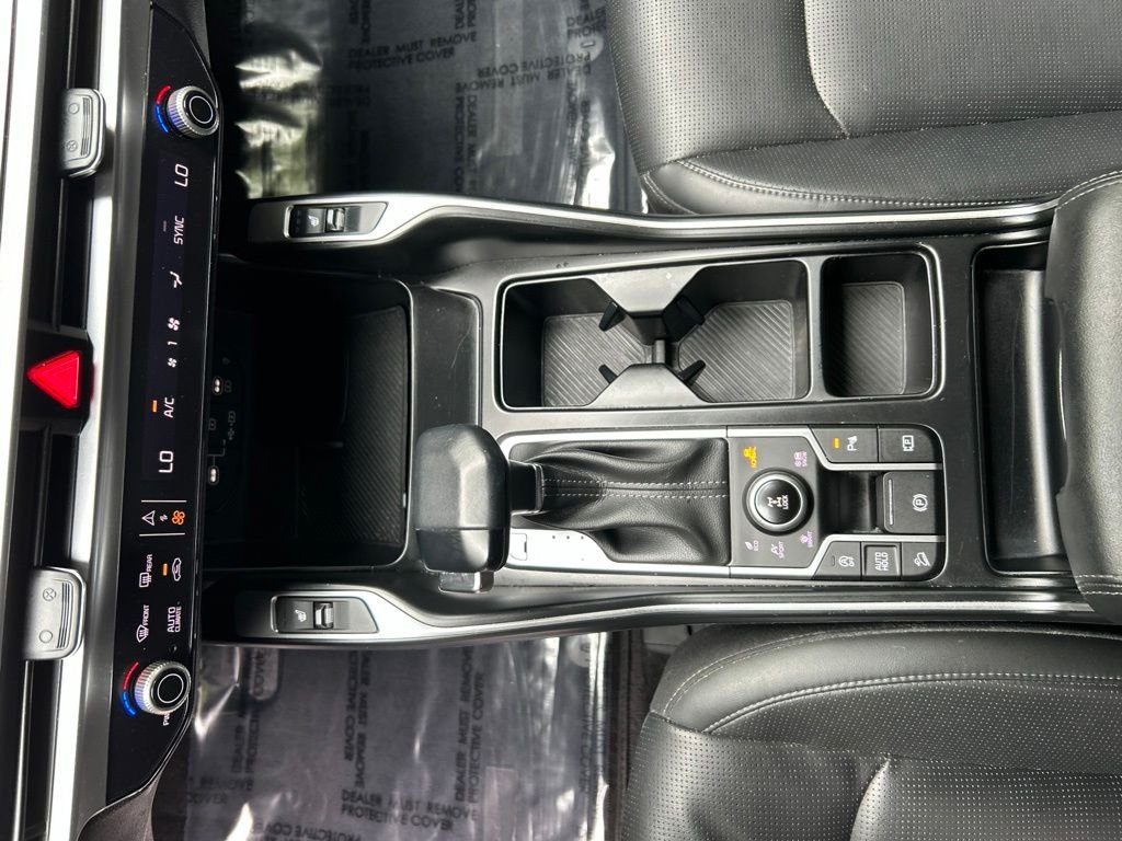 2024 Kia Sorento S - Photo 18