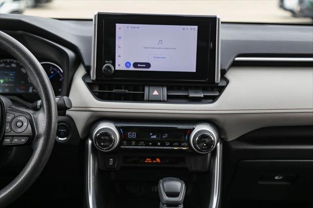 Certified Used 2025 MIDNIGHT BLACK METALLIC Toyota  image 13