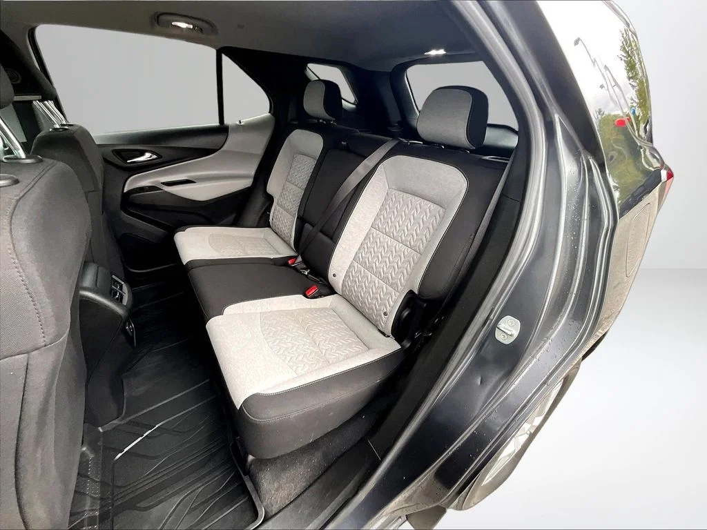 Used 2022 Gray Chevrolet LT image 27