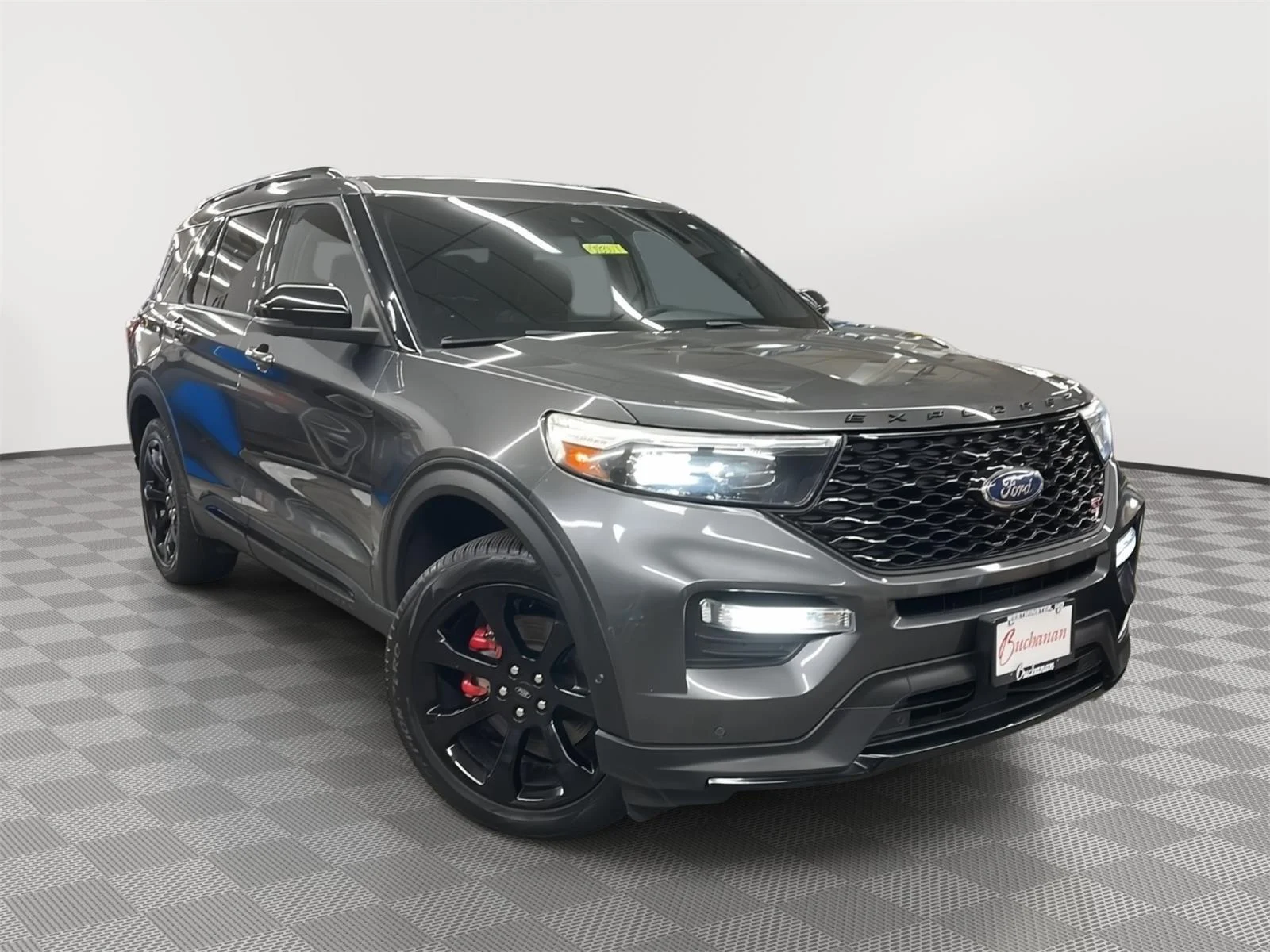 Used 2020 Magnetic Metallic Ford ST image 4