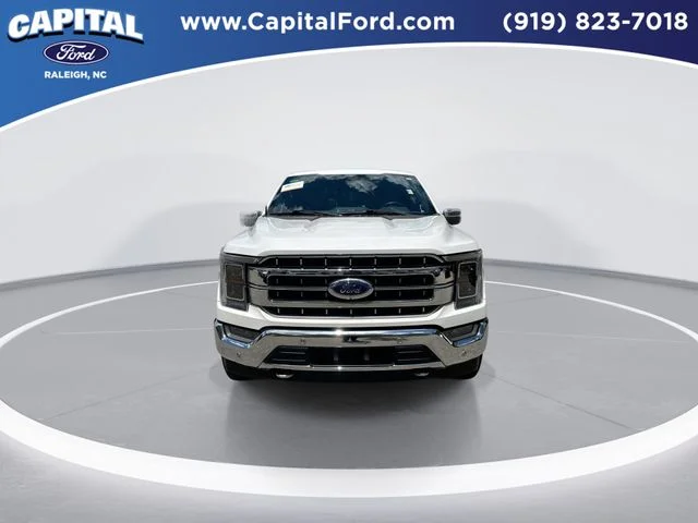 Used 2023 White Ford Lariat image 3
