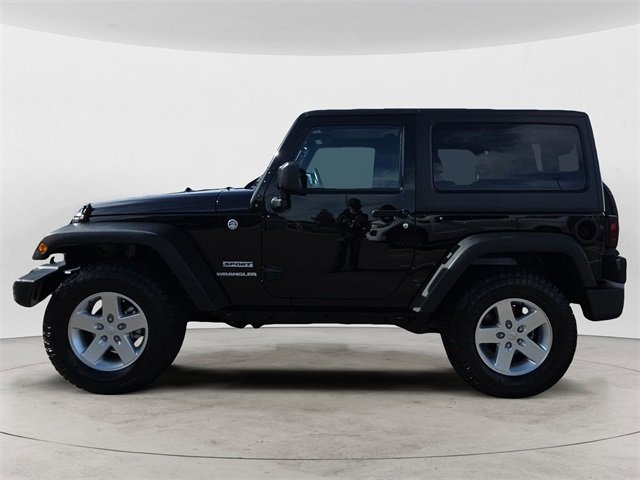 2016 Jeep Wrangler Sport photo 2