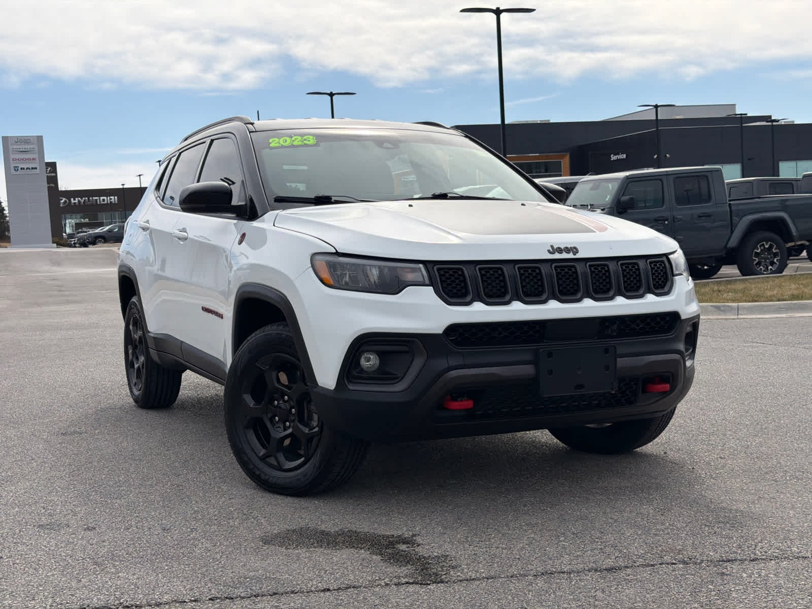 Used 2023 Jeep Compass Trailhawk with VIN 3C4NJDDN4PT565672 for sale in Kansas City