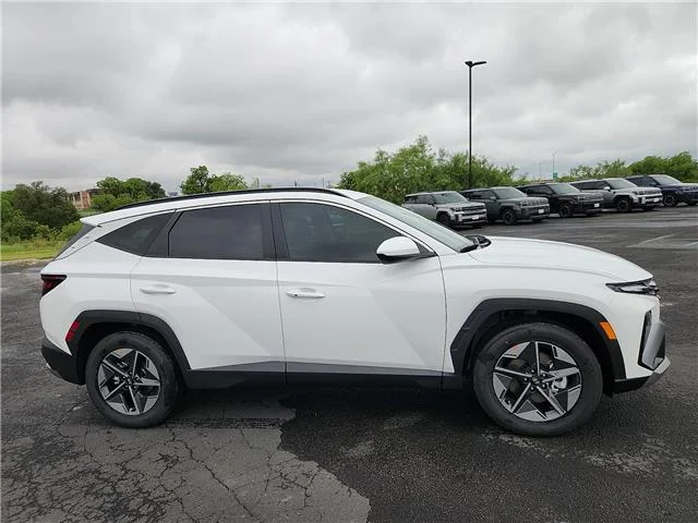 New 2026 Serenity White Pearl Hyundai SEL image 6