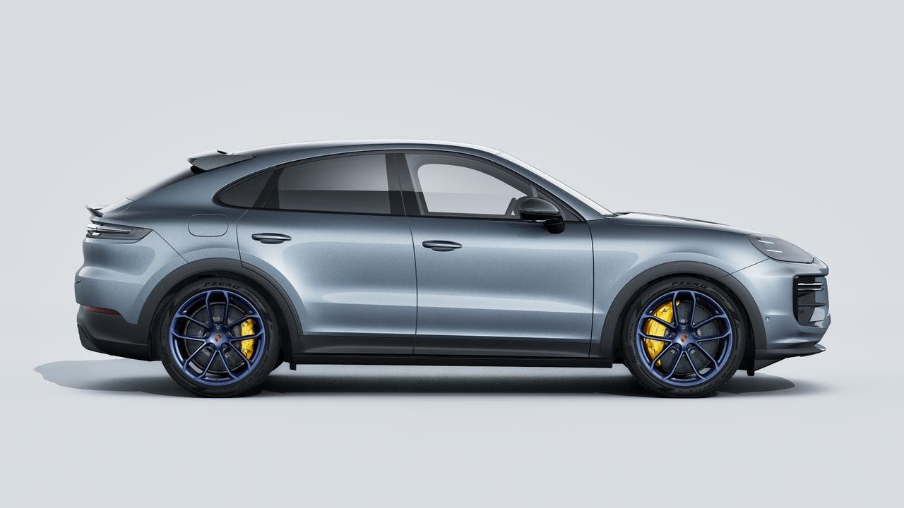New 2026 Vanadium Grey Metallic Porsche Turbo GT image 6