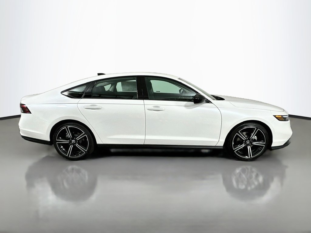 New 2026 Platinum White Pearl Honda SE image 4