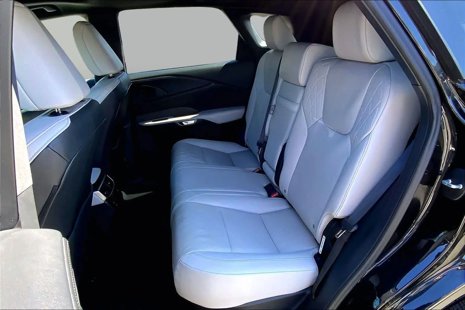 Certified Used 2024 CAVIAR Lexus Premium Plus image 21